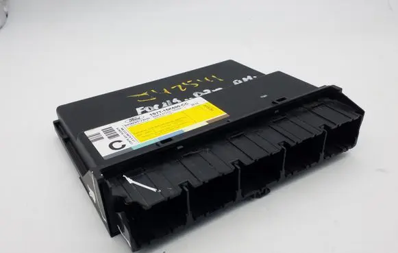 Ford Focus Comfort/convenience module 1S7T15K600CC 5WK48727D T83SA