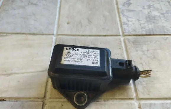 Volkswagen PASSAT B5.5 ESP acceleration yaw rate sensor 8E0907637A 0265005245