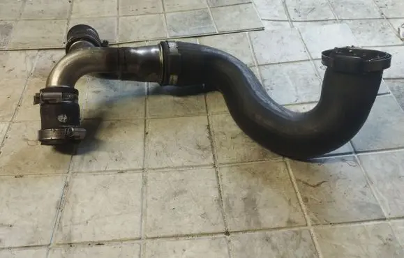 Peugeot 607 Intercooler hose/pipe