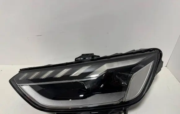 Audi A4 S4 B9 8W Headlight/headlamp 8W0941033D