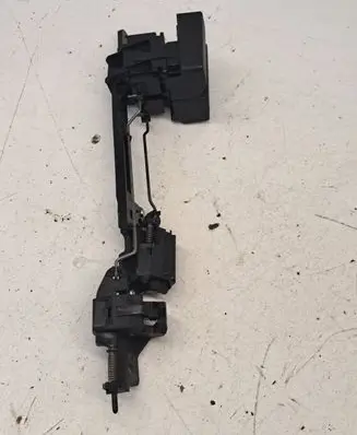 Toyota Prius (XW20) Glove box lock 5556547120 5556547100