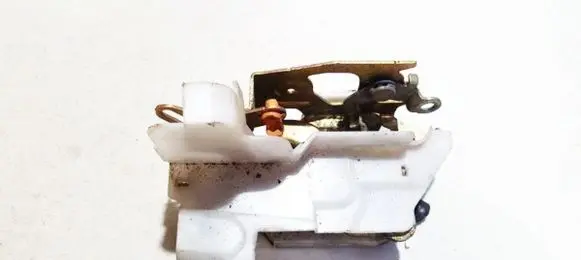 Mitsubishi Colt Front door lock