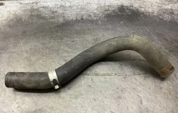 Honda Civic Engine coolant pipe/hose R2440