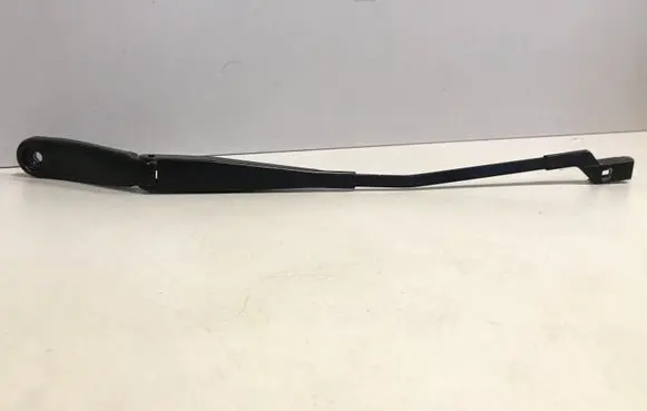 Volvo XC60 Front wiper blade arm 30753525