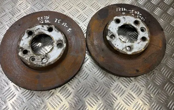 Volkswagen Transporter - Caravelle T5 Front brake disc