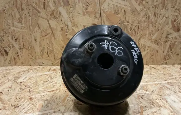 Opel Insignia A Brake booster 13228183