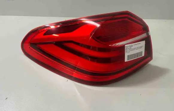 BMW X4 F26 Rear/tail lights 7331281