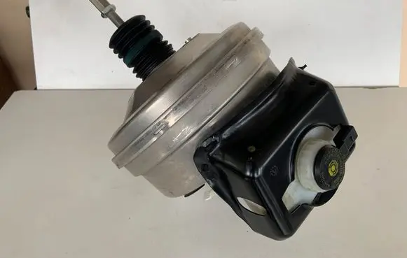 Audi A7 S7 4G Brake booster 4G1612103H