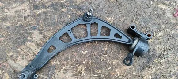 Mini Cooper Countryman R60 Front lower control arm/wishbone 9806520