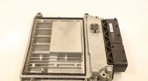Hyundai i30 Engine control unit/module ECU 391122B100