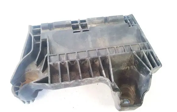 Battery box tray