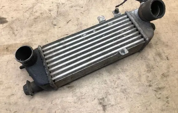 KIA Ceed Intercooler air channel guide 282712A610 3930084400