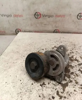 Hyundai Santa Fe Alternator belt tensioner 