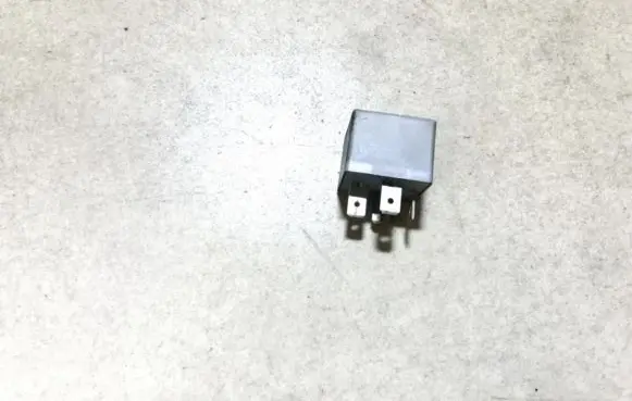 Volkswagen Golf IV Other relay 141951253b 20240072