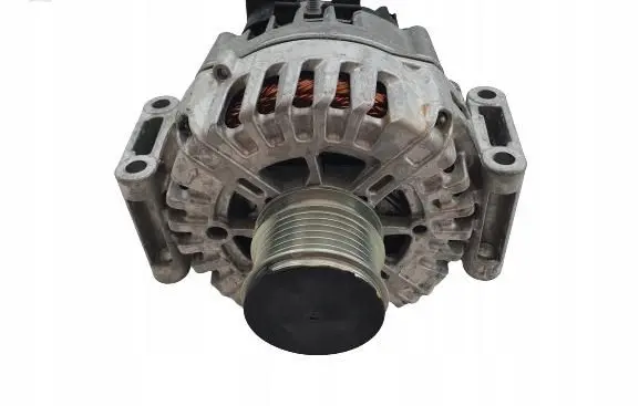 Mercedes-Benz C W205 Generator/alternator A0009068706