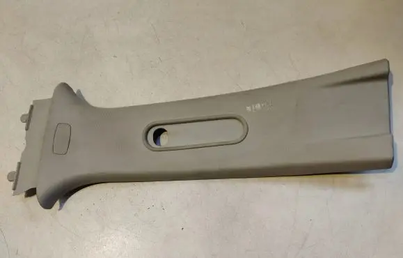Skoda Fabia Mk2 (5J) (B) pillar trim (top) 5J0867243 5J0868313A