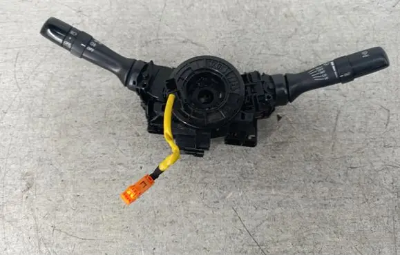 Toyota Corolla E140 E150 Wiper turn signal indicator stalk/switch 0230017F246