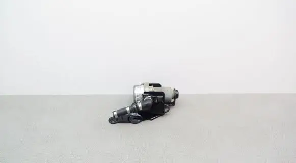 Audi A8 S8 D4 4H Vacuum pump 8E0927317J