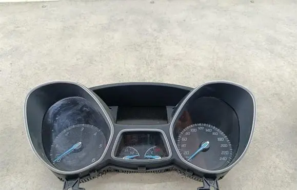 Ford Focus Speedometer (instrument cluster) 