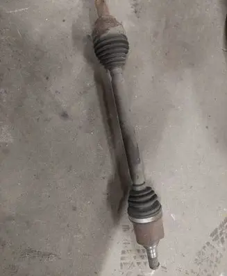 Nissan Leaf I (ZE0) Front driveshaft
