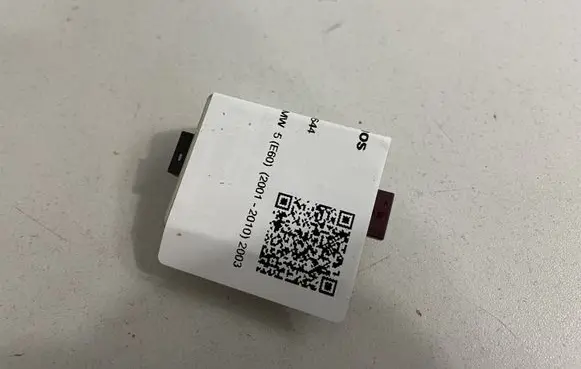 BMW 5 E60 E61 Aerial antenna filter 6932644