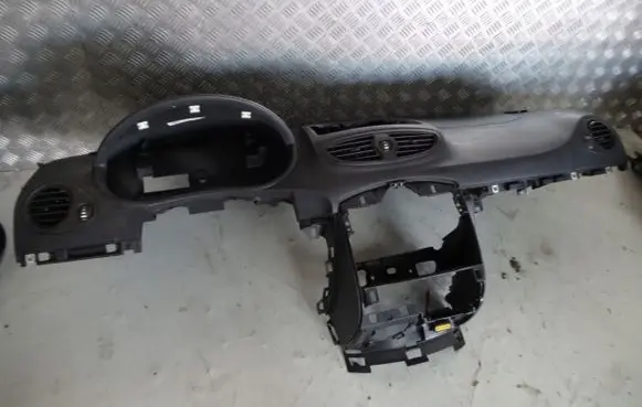 Renault Clio III Dashboard