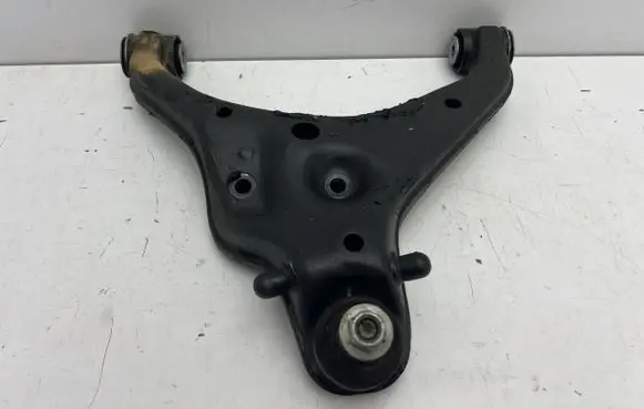 Ford Escort Front lower control arm/wishbone MB3C3078