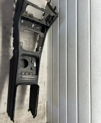 Volkswagen PASSAT B6 Center console 3C1863243B