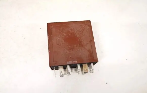 Volkswagen PASSAT B5 Other relay 4b0955531c