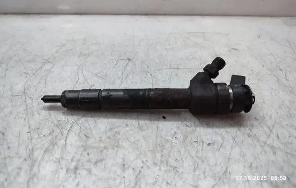 Mitsubishi Colt Fuel injector 0445110167