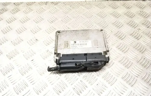 Seat Ibiza III (6L) Engine control unit/module 03E906033P 5WP4019607 403200
