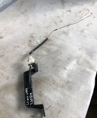 Lexus IS 220D-250-350 Antenna control unit 8999741010