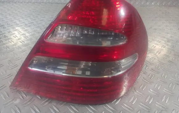 Mercedes-Benz E W211 Rear/tail lights A2118200464 334008 5176131205