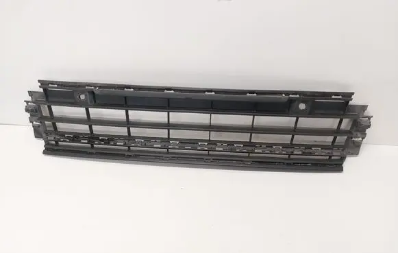 Front bumper lower grill