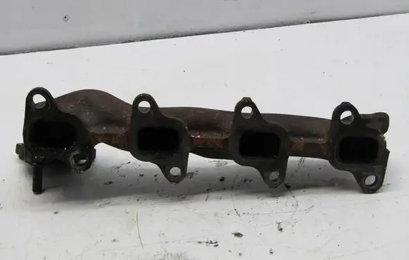 Toyota RAV 4 (XA40) Exhaust manifold 1111