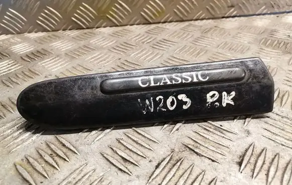 Mercedes-Benz C W203 Fender grill 2036900162
