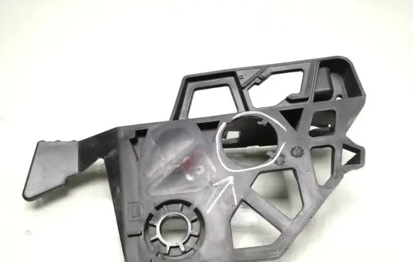 Peugeot 5008 Front bumper mounting bracket 9684022380 9684020980
