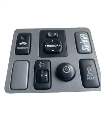 Toyota Hilux (AN10, AN20, AN30) Dashboard glove box trim 554480K010
