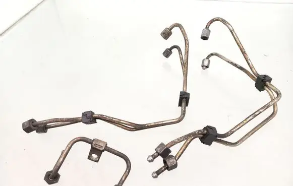 Peugeot Partner Fuel injector supply line/pipe 