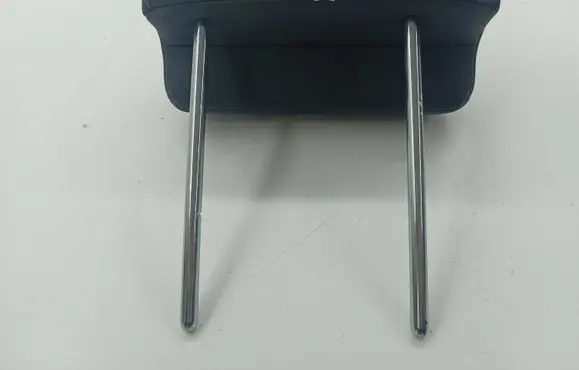 Audi Q7 4L Rear seat headrest 