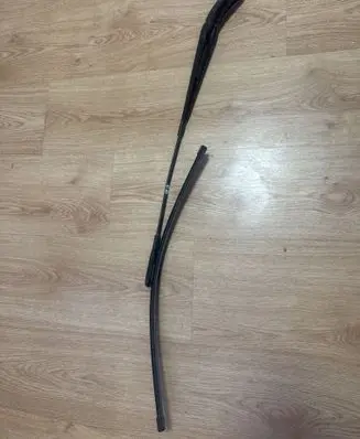 Volvo S80 Front wiper blade arm 30655214