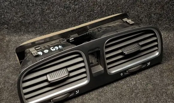 Volkswagen Golf VI Dash center air vent grill 5K0819728N 5K0815735D 5K0815736D