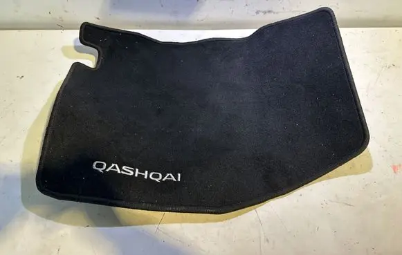 Nissan Qashqai Car floor mat set KE745HV001 D215 100934657