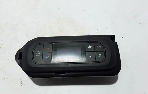 Chrysler Pacifica Air conditioner control unit module 6WL30DX9AA