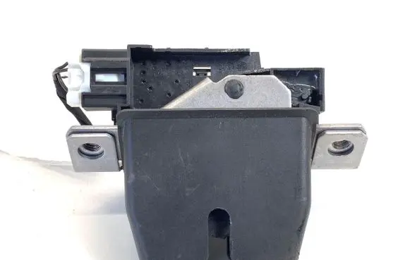 Ford Mondeo MK V Tailgate exterior lock DS7AN442A66AD