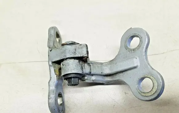Volvo V50 Front door upper hinge 30715355