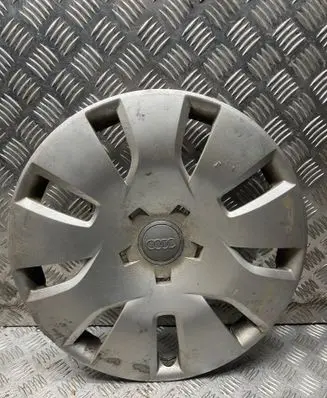 Audi A4 S4 B7 8E 8H R16 wheel hub/cap/trim 8K0601147