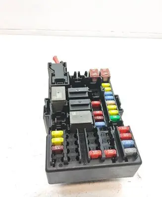 Opel Corsa E Fuse module 2B074010F 270215
