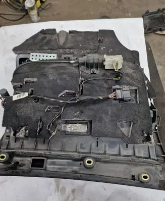 Audi A6 S6 C6 4F Glove box 1T1857035CB 4932403 1206231057