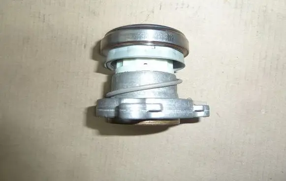 Chevrolet Cruze Clutch slave cylinder 3182600193